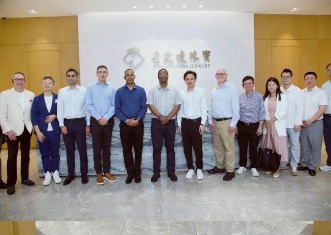 全球铂金产业巨头到访星光达，“韧真”探讨铂金新未来